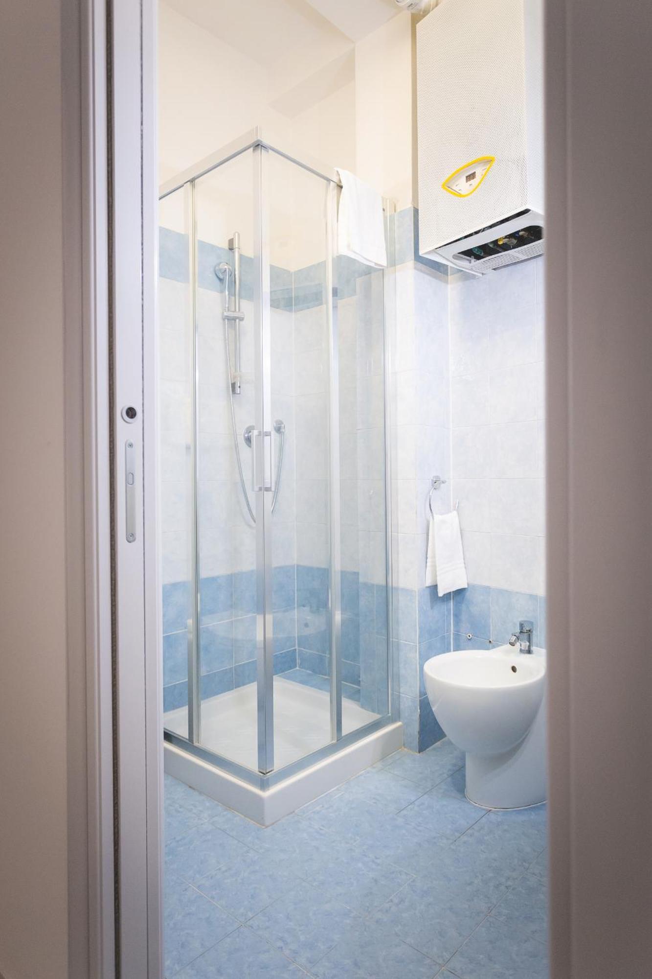 Via Siena 4 - Suites & Rooms 마리나디세시나 외부 사진