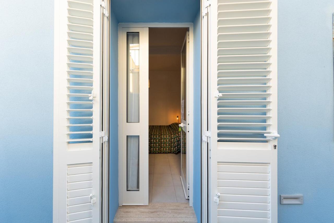 Via Siena 4 - Suites & Rooms 마리나디세시나 외부 사진