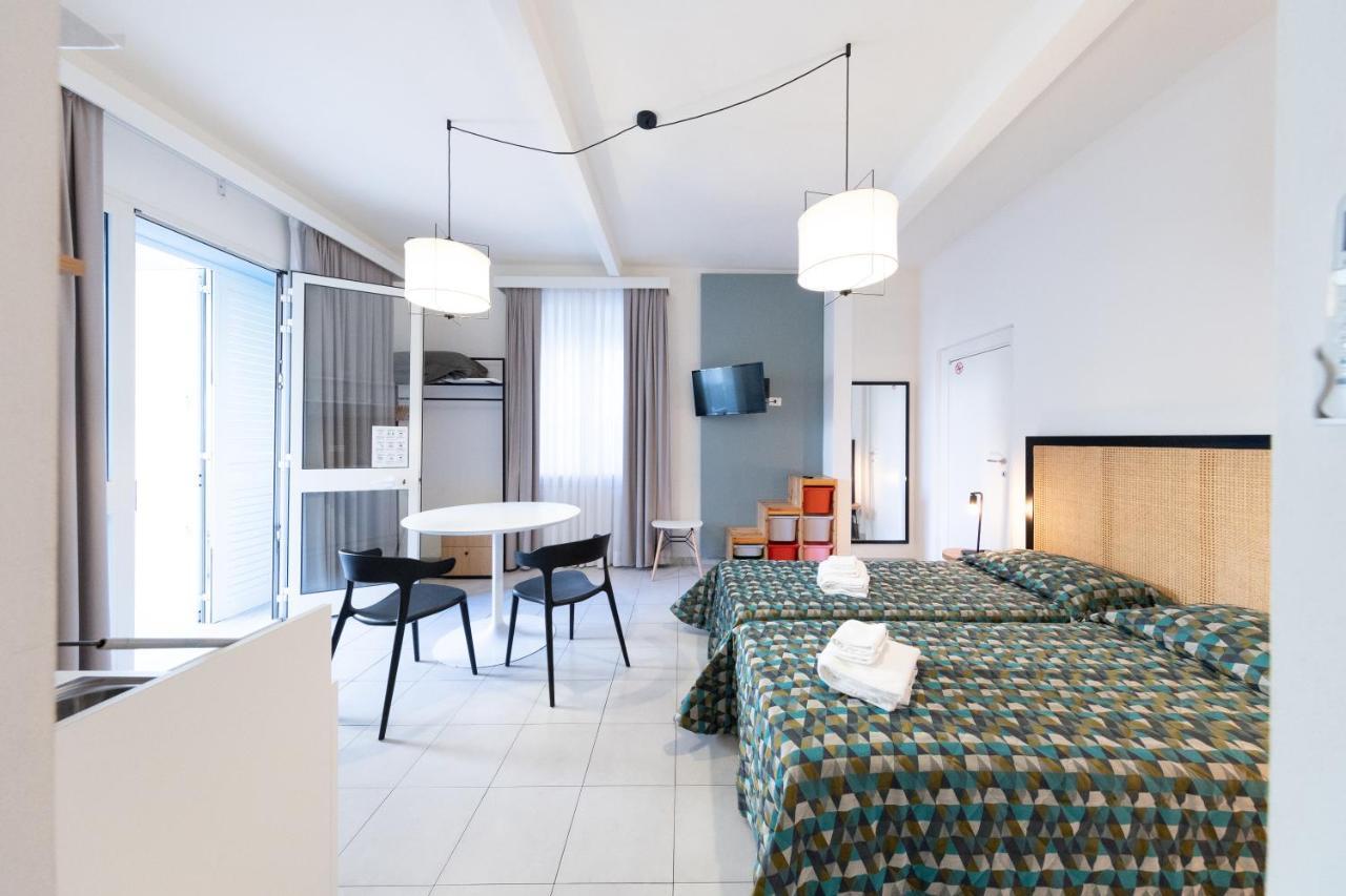 Via Siena 4 - Suites & Rooms 마리나디세시나 외부 사진